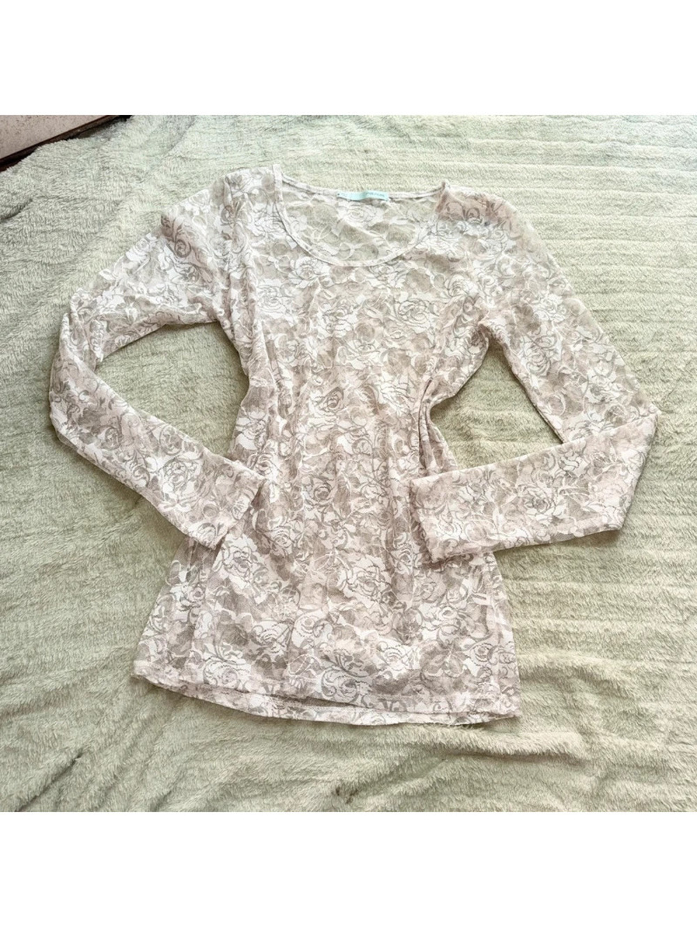 Boho Grunge Alternative Floral Lace White and Gray Long Sleeve